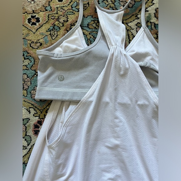 Lululemon Lot Of 2 Black White Exercise Top attached Sports Bra Womens Racerback - Picture 2 of 5